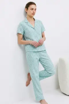 V Yaka Kapama Lastik Bel Su Yeşili Pijama Takımı
