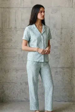 V Yaka Düğmeli Casual Su Yeşili Pijama Takımı