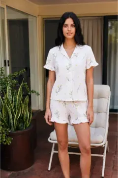 Kadın Esnek Şortlu Bol Çok Renkli Pijama Takımı
