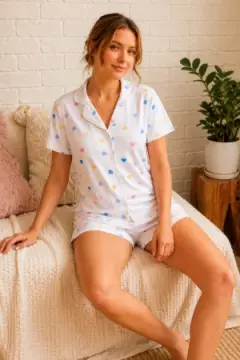 Renkli Kalp Desenli Düğmeli Şortlu Pijama Takımı 4610