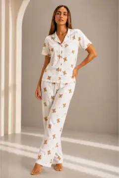 Kadın Kısa Kol Rahat Kalıp Şık Kırık Beyaz Pijama Takımı