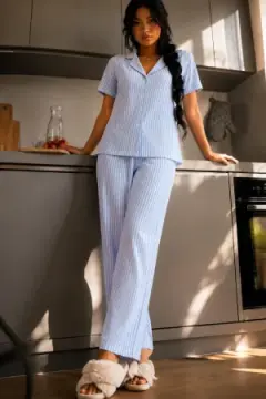 Kadın Zarif Yaka Dokulu Ferah Mavi Pijama Takımı