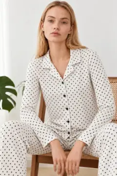 Kadın Desenli Gömlek Yaka Çok Renkli Pijama Takımı 4856