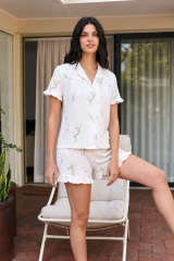Kadın Esnek Şortlu Bol Çok Renkli Pijama Takımı