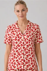 Kırmızı Leopar Desenli Bürümcük Kumaş Pijama Takımı 4644-Beyaz