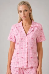 Ekose Fiyonk Desenli Şortlu Pijama Takımı Kadın Kısa Kollu Düğmeli Yazlık rahat Pembe Pijama Takımı 4634
