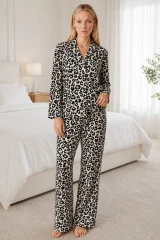 Kadın Desenli Relaxed Leopar Pijama Takımı 4665