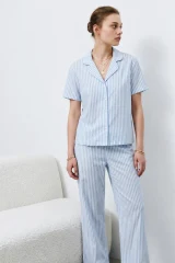 V Yaka Kapama Lastik Bel Mavi Pijama Takımı