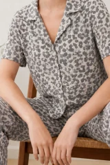 Kadın Kısa Kollu Rahat Gri Pijama Takımı 4731