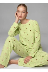Kadın Çizgili Kalp Desenli Uzun Yeşil Pijama Takımı