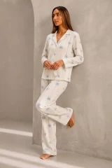 Kadın Önden Düğmeli Uzun Kollu Alt Üst Beyaz Pijama Takımı