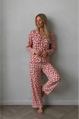 Kadın Düğmeli Uzun Uyku ve Kırmızı Pijama Takımı