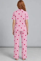 Kadın Rahat Kalıp Gömlek Yaka Pembe Kalpli Pijama Takımı 4769