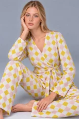 Kadın Desenli Ev Stili Kuşaklı Sarı Pijama Takımı 4807