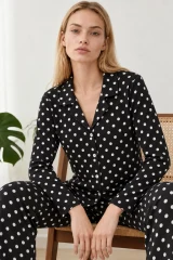 Kadın Gömlek Yaka Desenli Siyah Pijama Takımı 4812