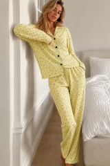 Kadın Puantiyeli Uzun Kollu Düğmeli Sarı Pijama Takımı