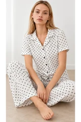 Kadın Relax Fit Puantiyeli Beyaz Pijama Takımı 4857