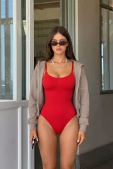 Kadın Slip Kalıp Kırmızı Body Örme Orta Destek