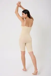 Tüm Vücut Sıkılaştırıcı ve Toparlayıcı Tam Boy Şort Korse